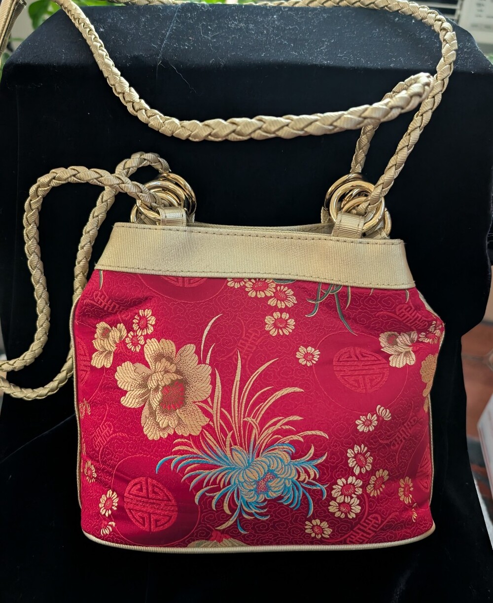 Tiannl Gold-Accent Red Floral Satin Shoulder Bag